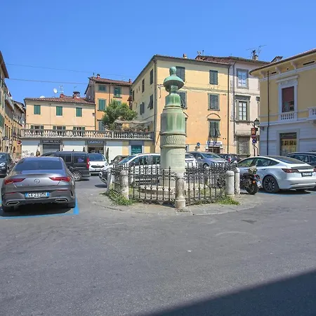 La Casa Dell'artista Lucques